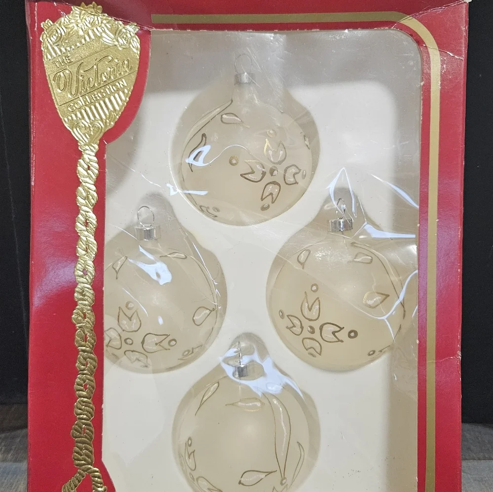 Victoria Collection Glass Ornaments Gold Floral Design Vitg. Rauch Original Box - Picture 6 of 6